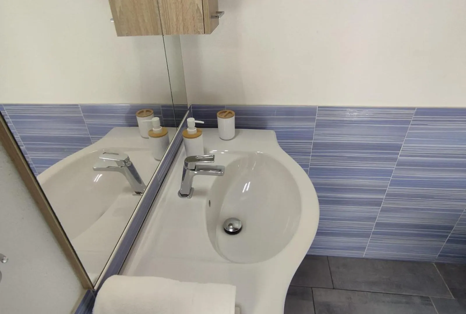 Apartament Cecilia'S House Cagliari Centro